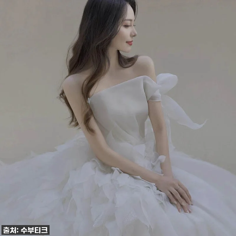 진심 대박! 튜브탑 벨라인 웨딩드레스 관련 이미지 8