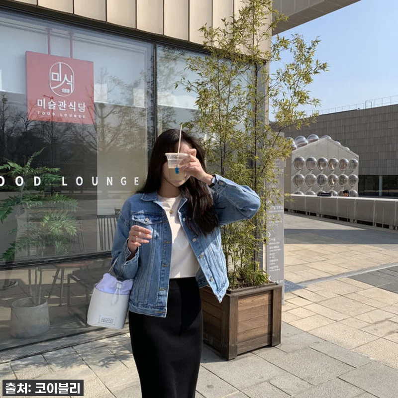 오버핏 프리미엄 연청 데님 자켓 여성 관련 이미지 1
