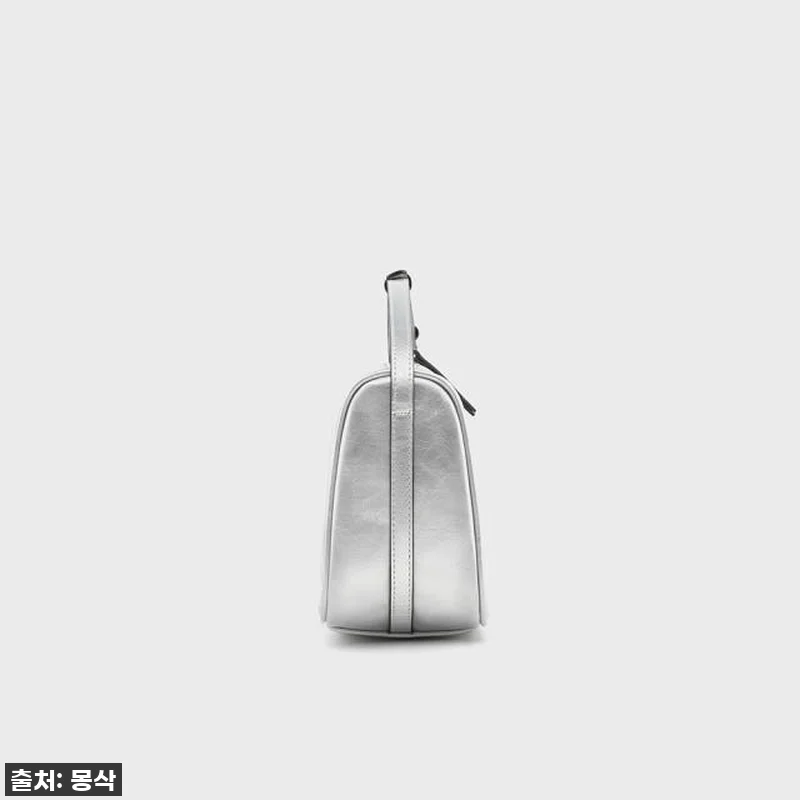 몽삭 클레어 숄더&크로스백 라지 실버 관련 이미지 7
