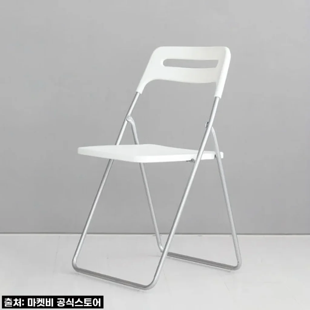 이슈템? 품절임박? LOCCO 접이식의자 매트화이트, 내 허리 작살난 찐 사용 후기 (광고 아님, 내 돈 내산!)