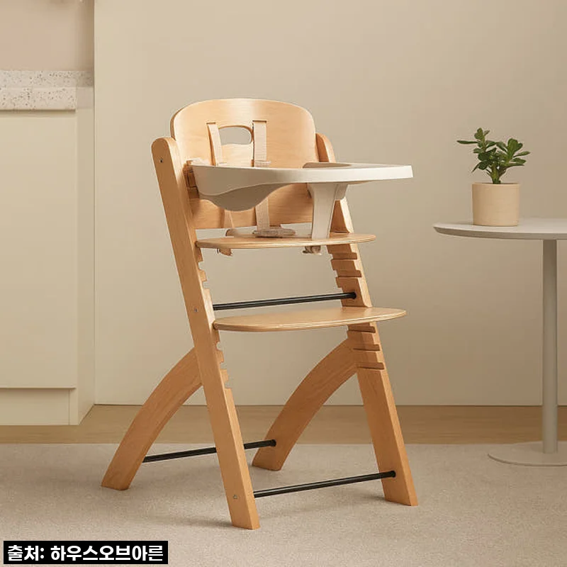 이유식 의자 고민 끝! 차일드홈 벨기에 원목 하이체어, 진심 추천해요 (할인 꿀팁까지!)