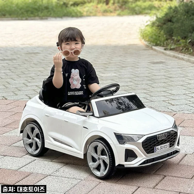 거실이 키즈카페로 변신! 아우디 SQ8 e-tron 유아전동차, 늦었지만 후회 없는 선택 후기!