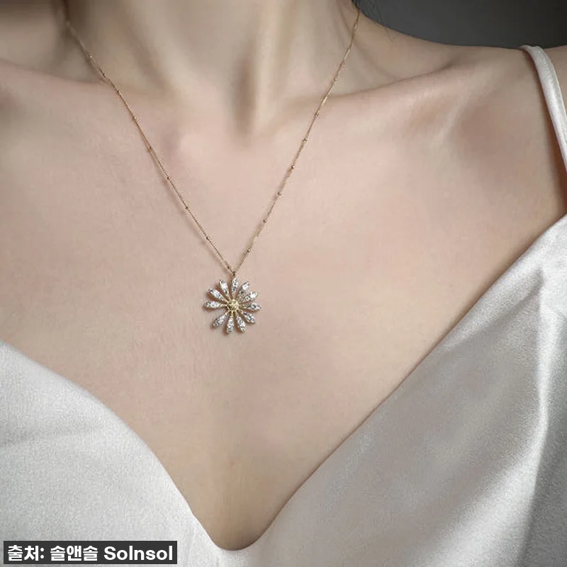14k 데이지 플라워 목걸이, 빛나는 관련 이미지 1