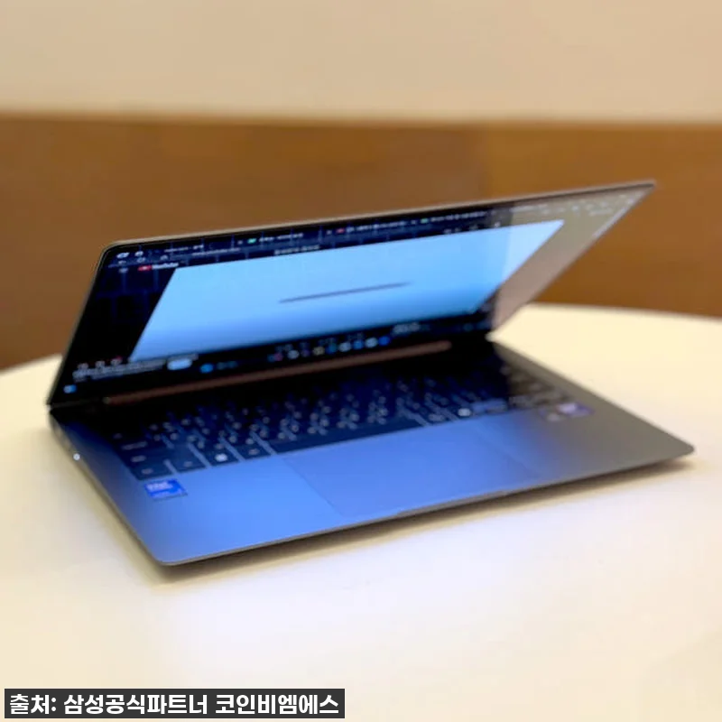 삼성전자 갤럭시북5 프로 NT940X 관련 이미지 5